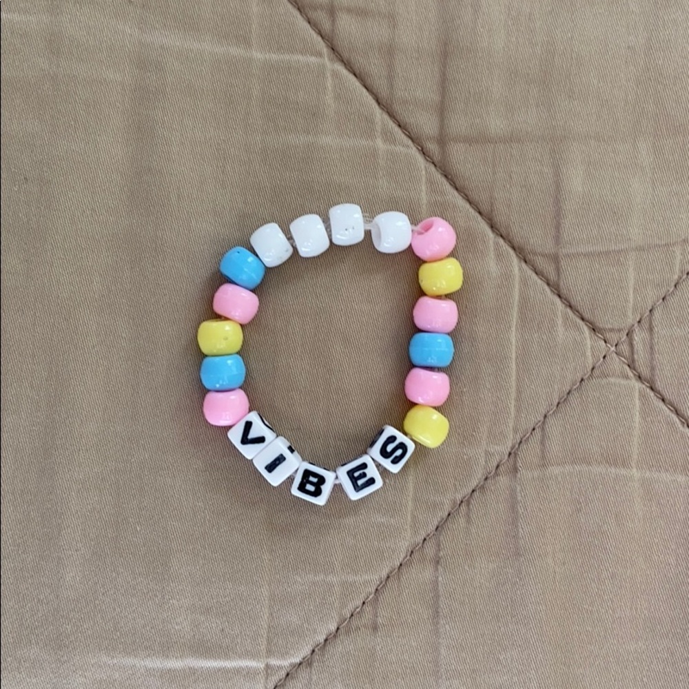 1 Beaded Bracelet!